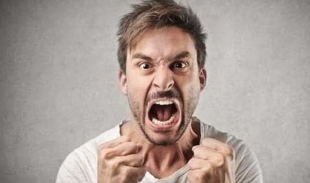 تورم نه‌فقط اقتصاد که اخلاق و فرهنگ جامعه را نابود می‌کند