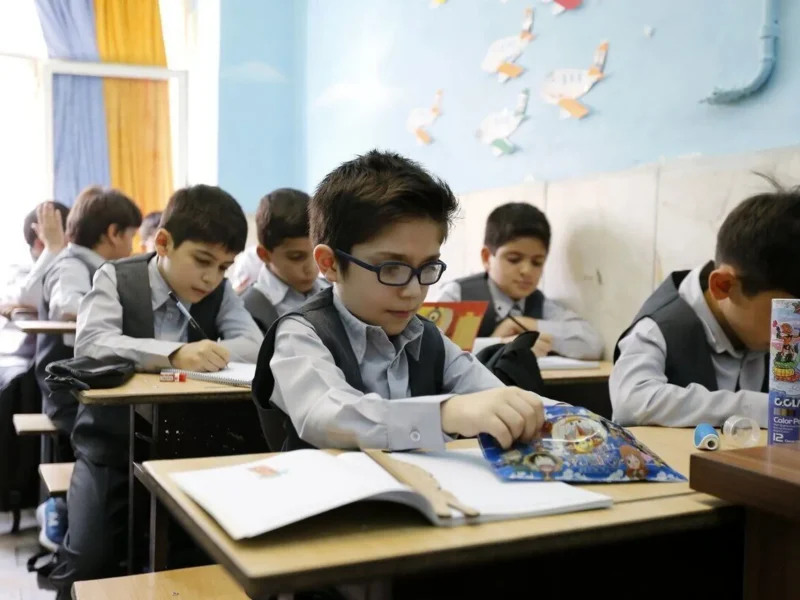 آموزش ایران در مقایسه با استانداردهای جهانی: نقاط قوت و ضعف